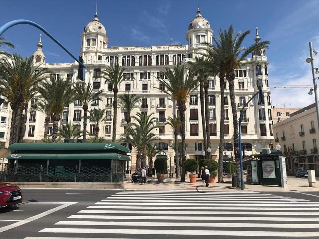 Casaturis Rambla Mendez Nunez En El Corazon De Alicante A109 Exterior photo